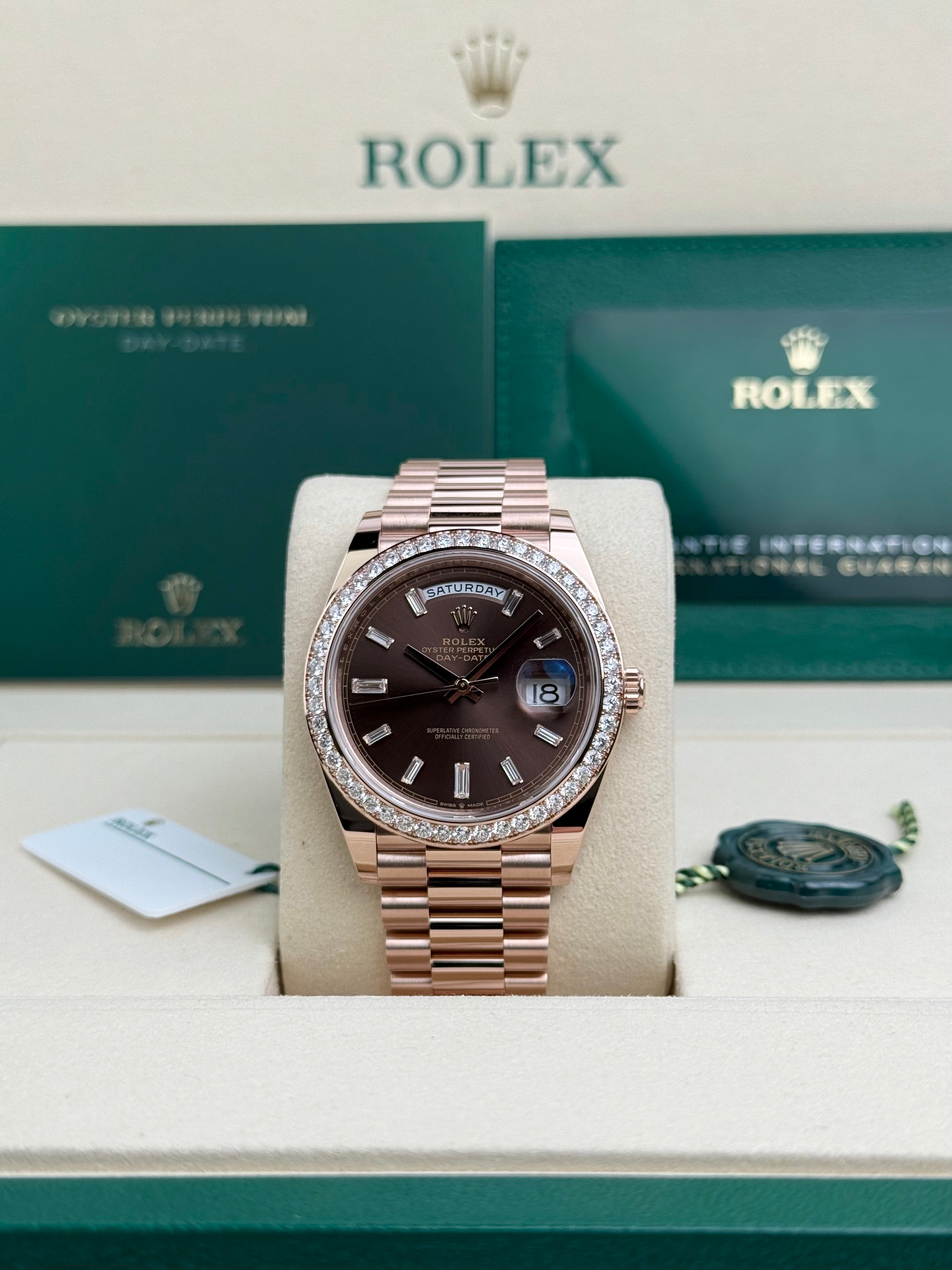 Rolex Everose Gold Day-Date 40 Watch - Everose Gold Bezel - Chocolate Baguette Diamond Dial - President Bracelet - 228345RBR chobdp