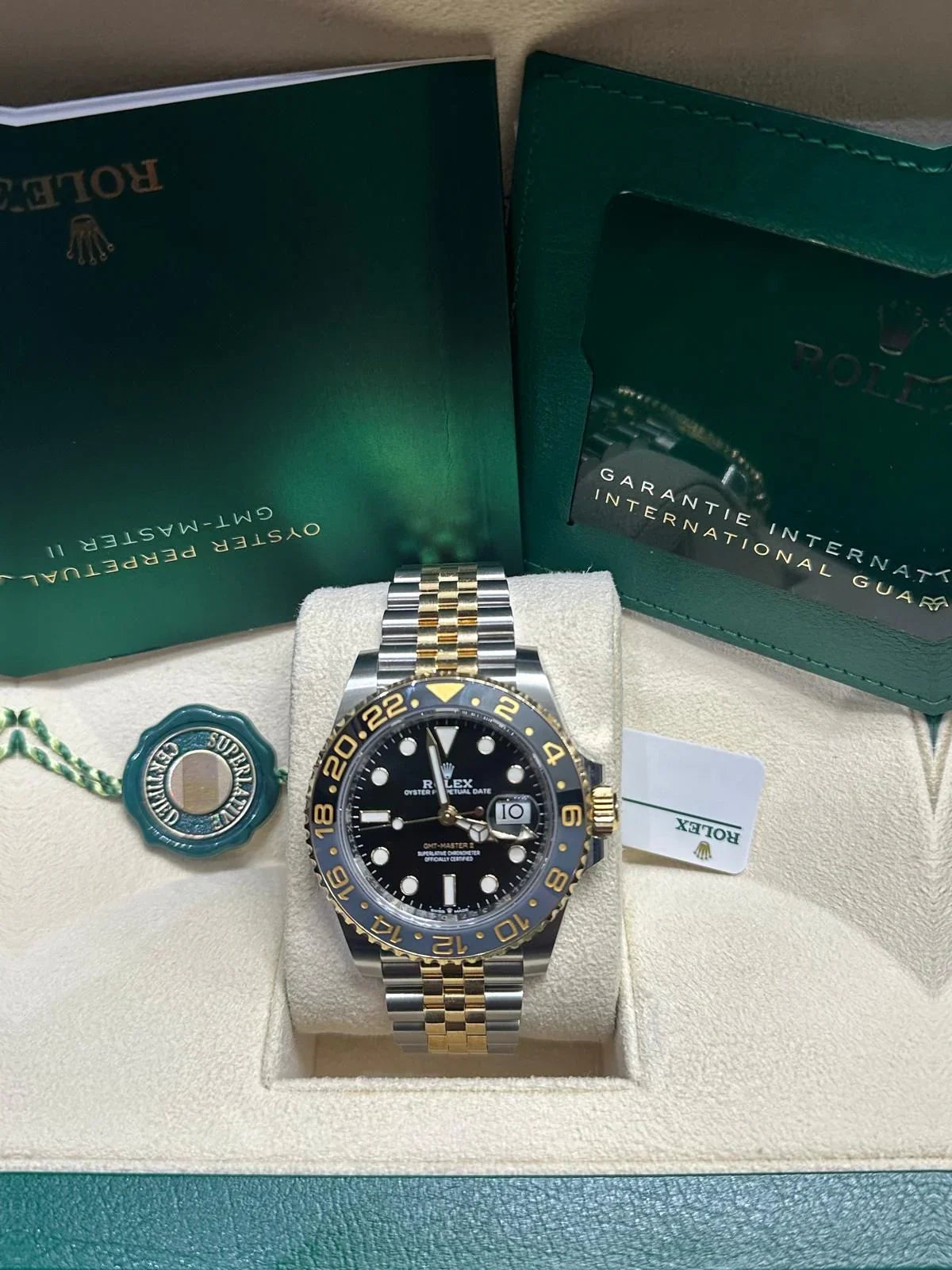 ROLEX GMT-Master II Black Dial Steel 18kt Yellow Gold Men's Watch 126713GRNR bumble bee