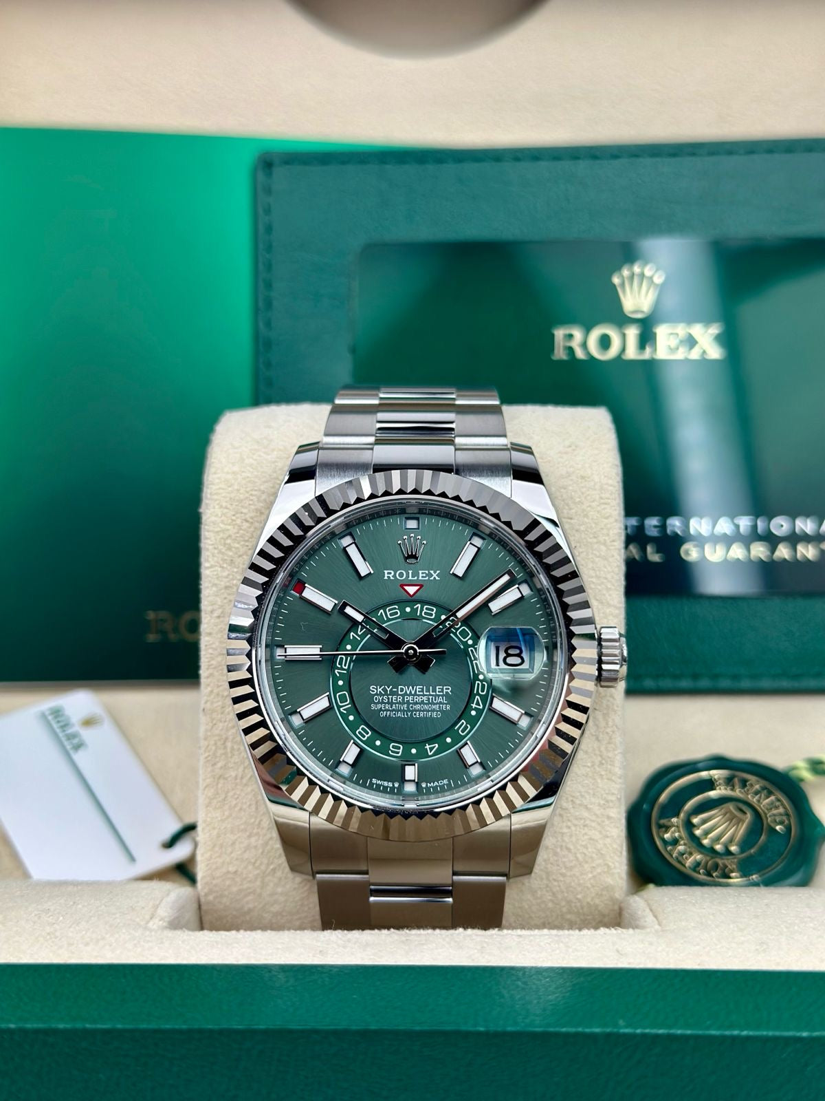 Rolex Sky Dweller 42 Mint Green Dial Stainless Steel Oyster Mens Watch 336934