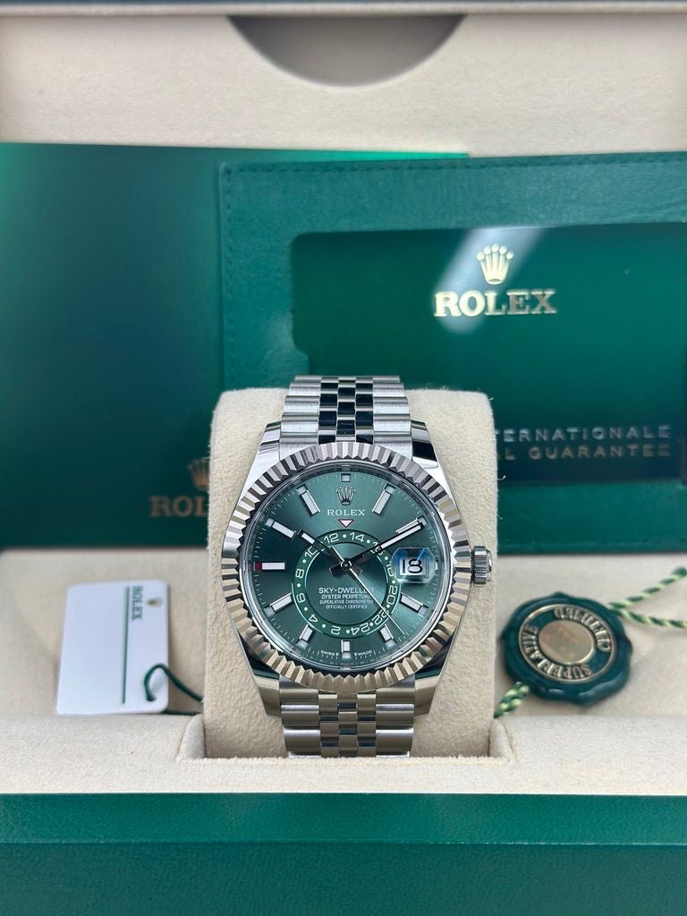 Rolex Sky Dweller 42 Mint Green Dial Stainless Steel Jubilee Mens Watch 336934
