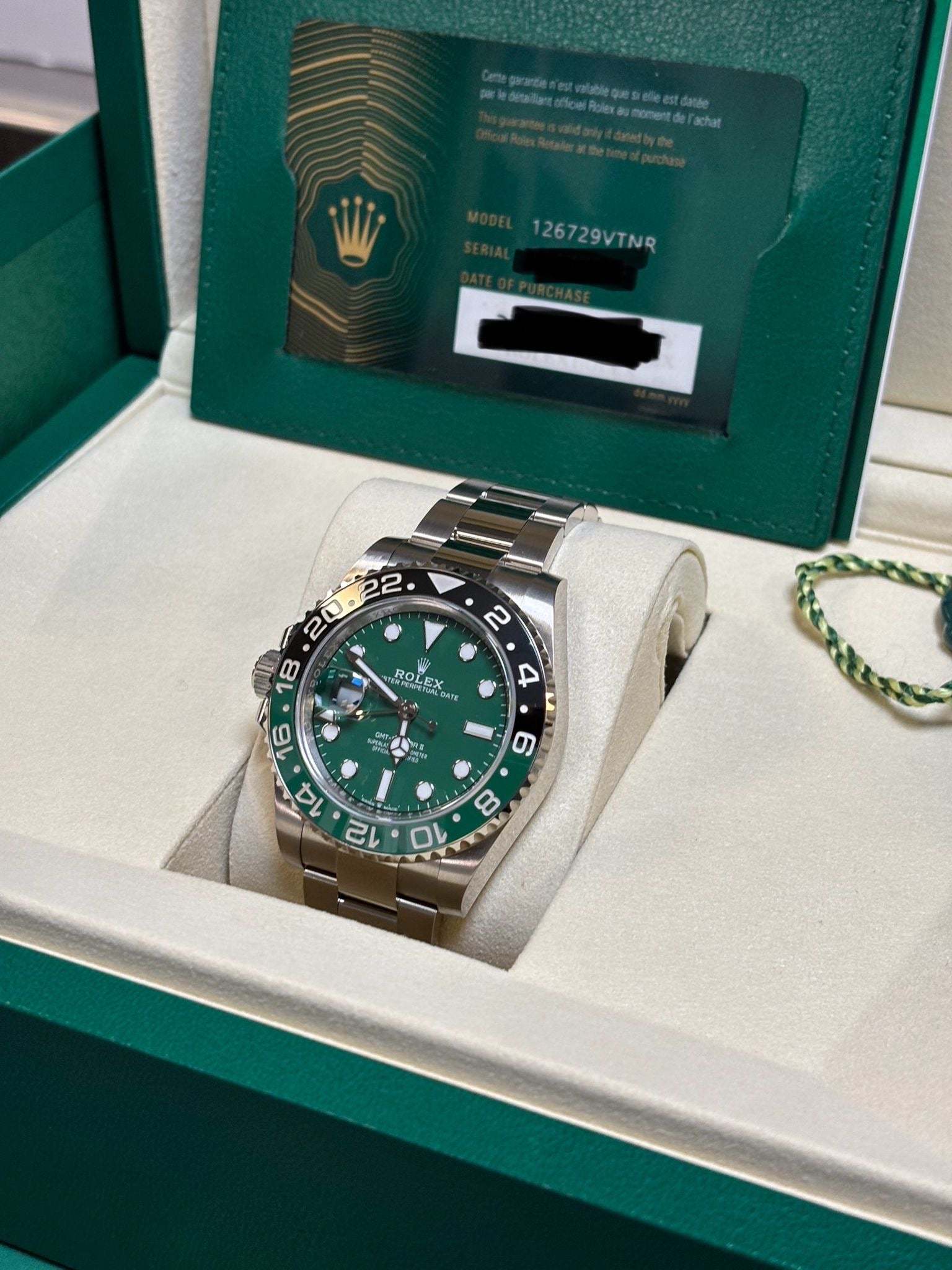 Rolex GMT-Master II "Sprite" 40mm Green Ceramic Dial Cerachrom Bezel Oyster Bracelet - 126729VTNR | 2025 Model