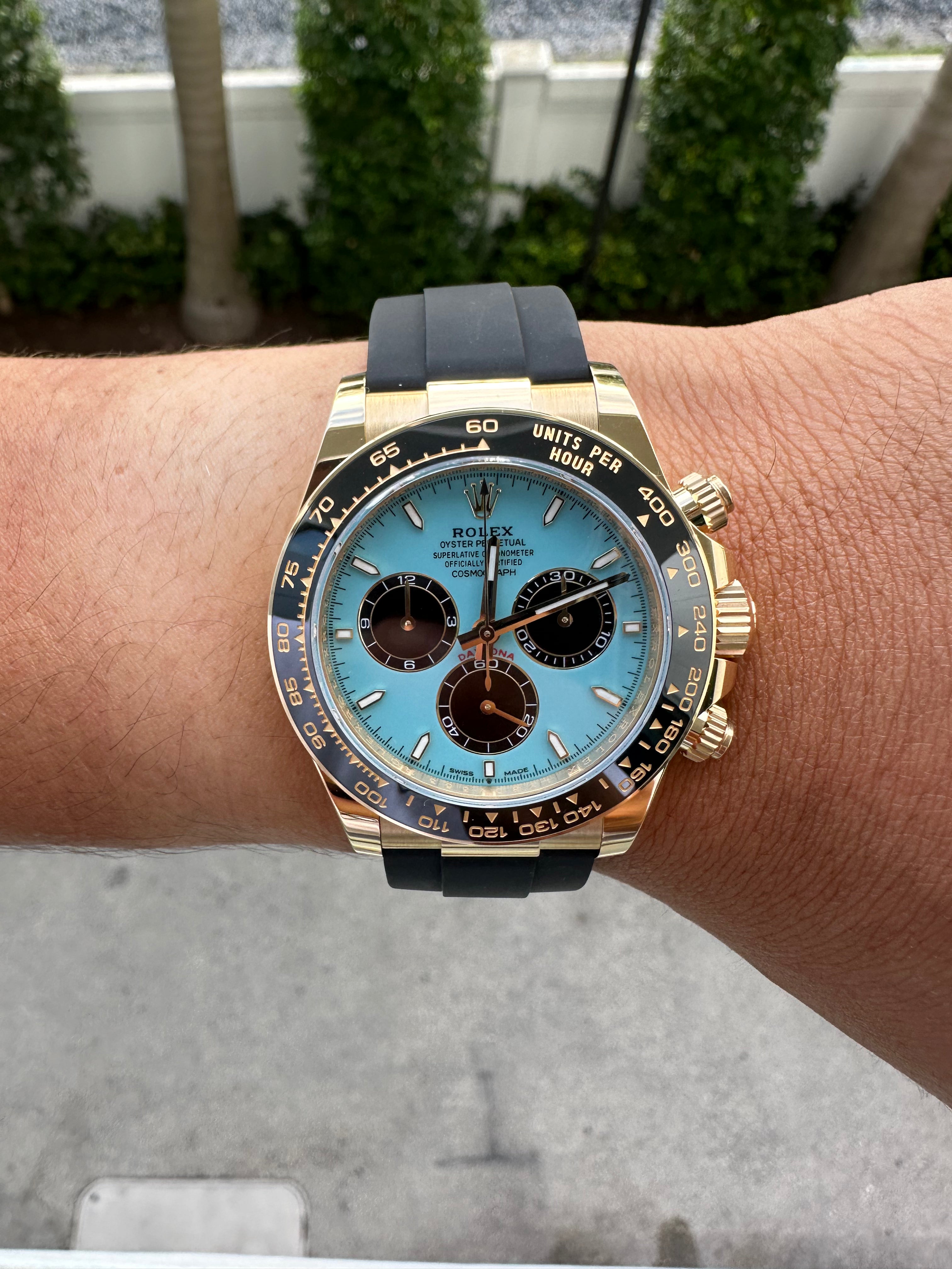 Rolex Cosmograph Daytona 40mm Yellow Gold Turquoise Blue Black Dial Cerachrom Bezel Oysterflex Bracelet - 126518LN - 2025
